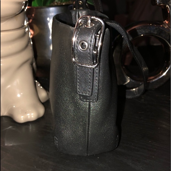 Pre loved vintage coach MINI bucket bag - Picture 5 of 8